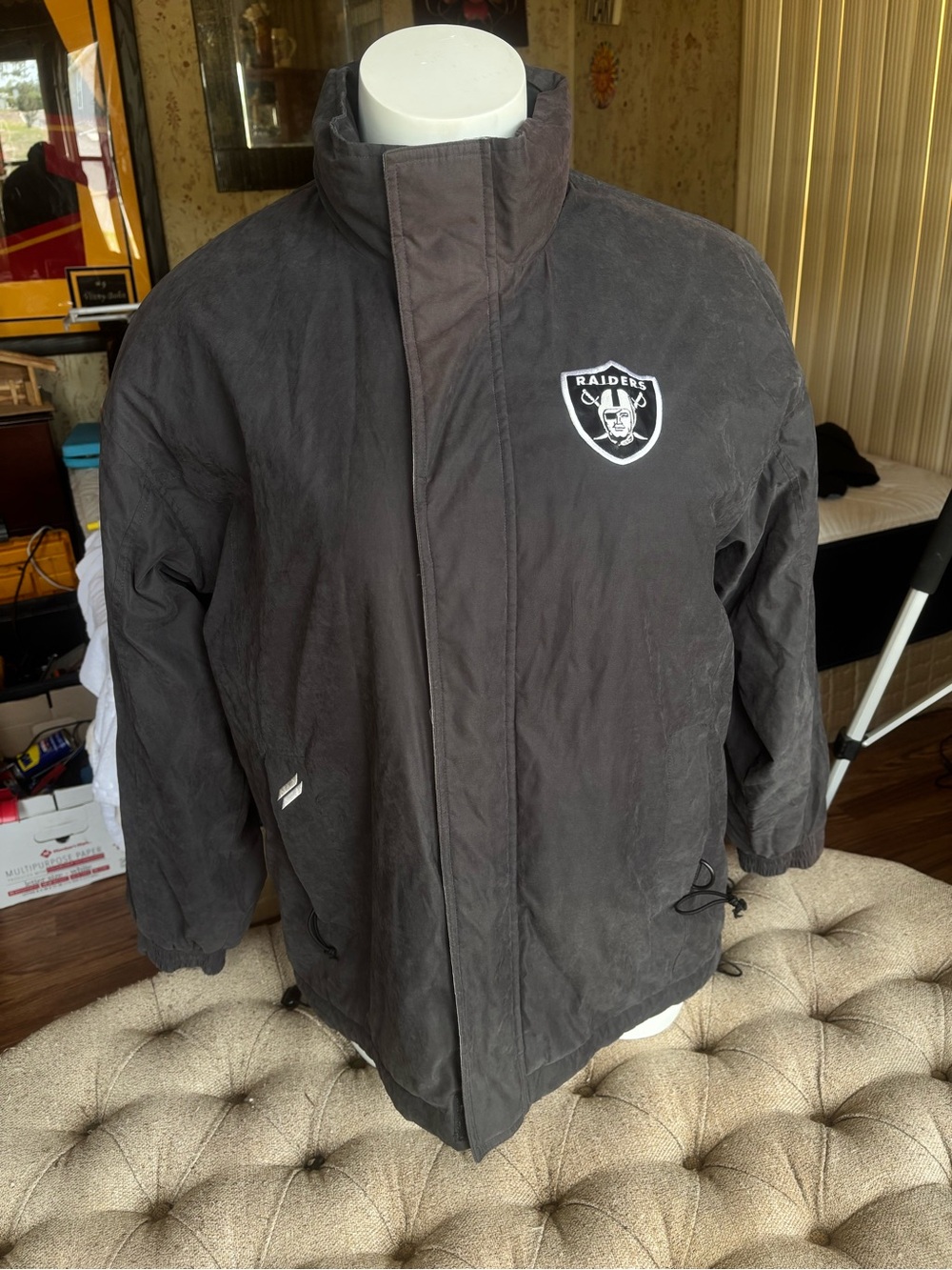 Vintage G-III Sports by Carl Banks Raiders